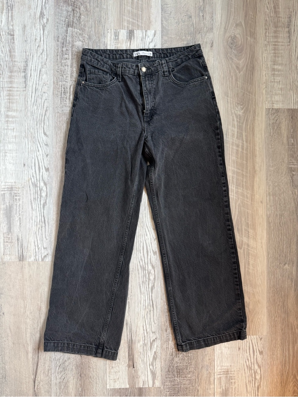 Black Wide-Leg Jeans